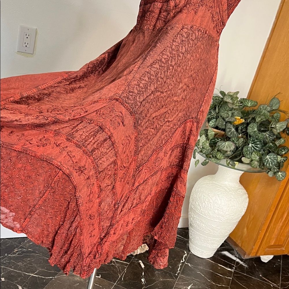 Chic Backless Halter Dress in Rust - Picture 7 of 13